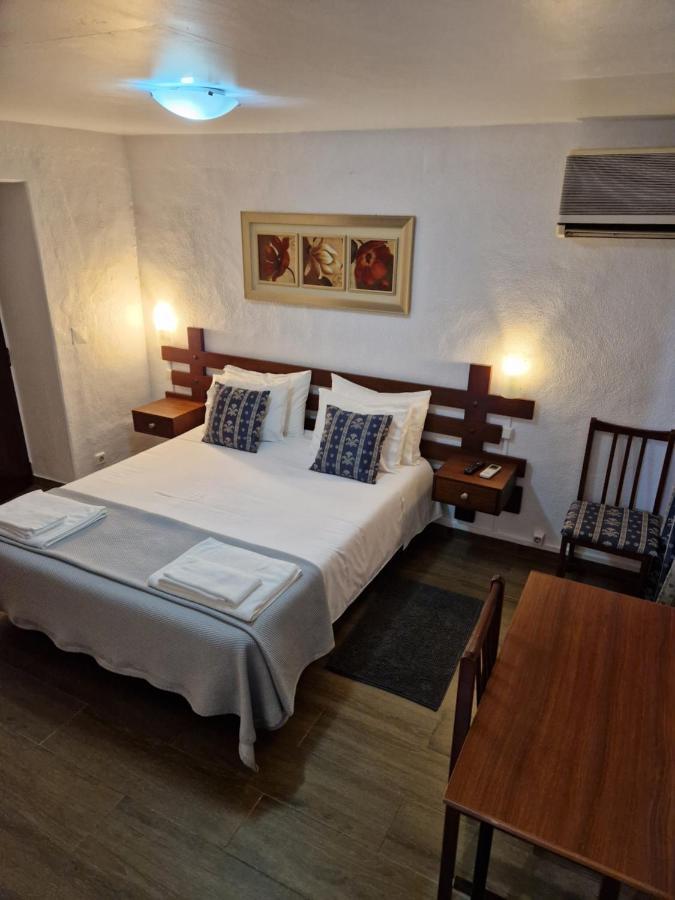 Residencial Antonio Mocisso Guesthouse Elvas Bagian luar foto