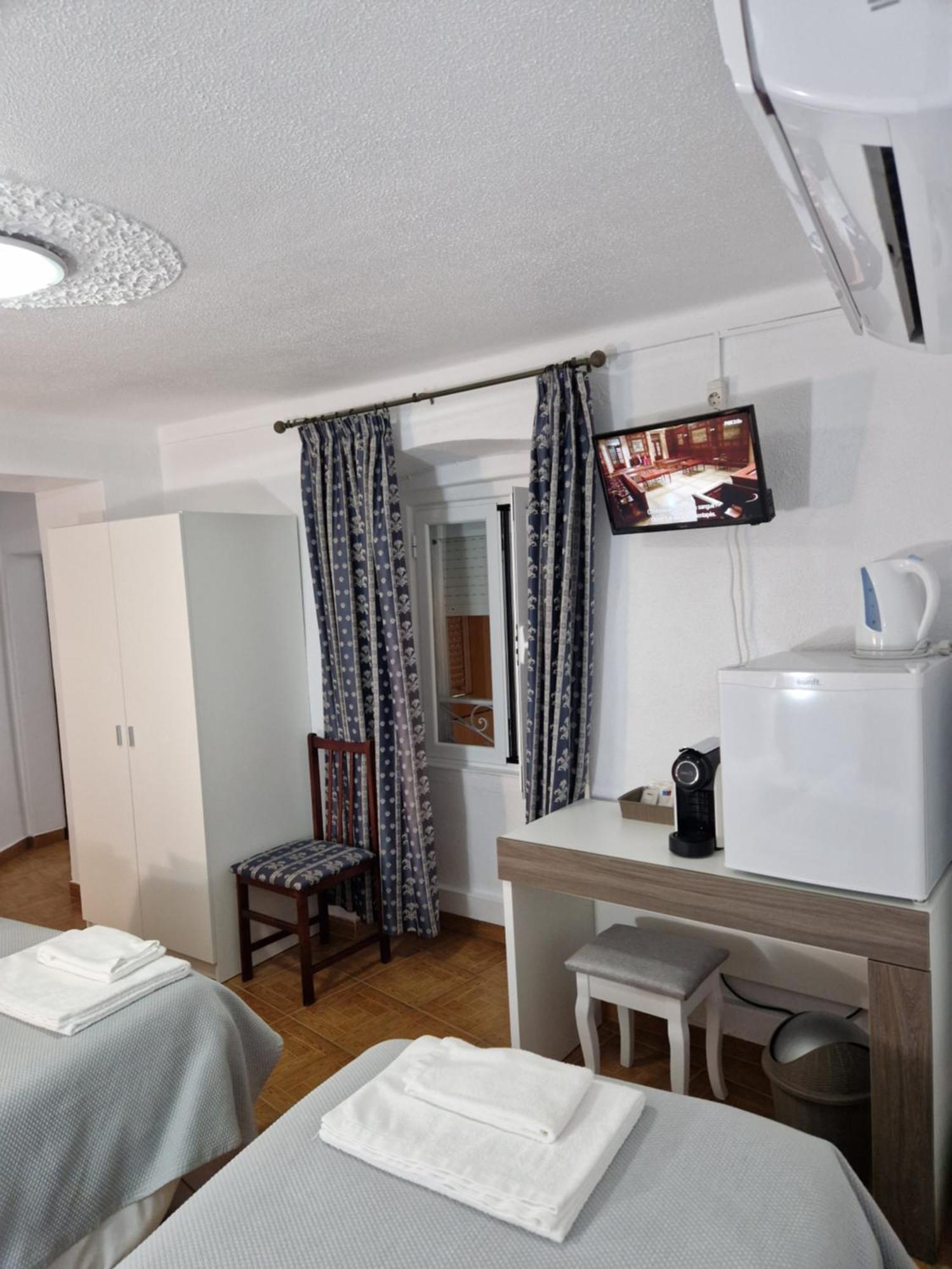 Residencial Antonio Mocisso Guesthouse Elvas Bagian luar foto